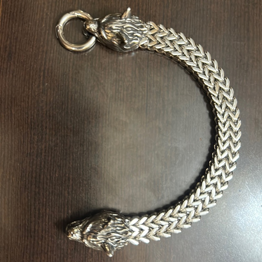 Stainless steel bracelet
